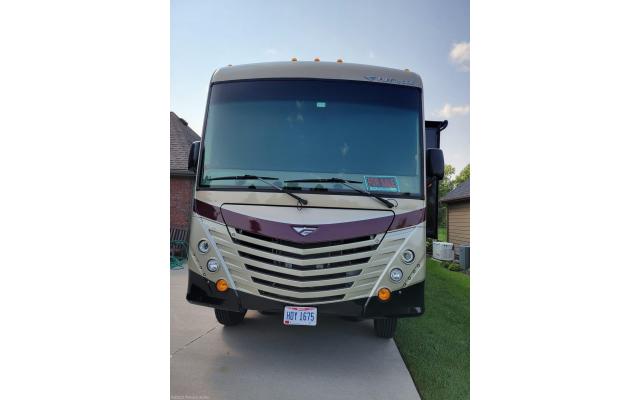 2017 Fleetwood Storm 32A Super Duty Class A RV For Sale In Maumee, Ohio 43537