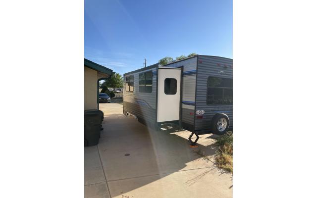2020 Coachmen Catalina Legacy Edition 263RLS Travel Trailer For Sale In Taylor, Arizona 85939