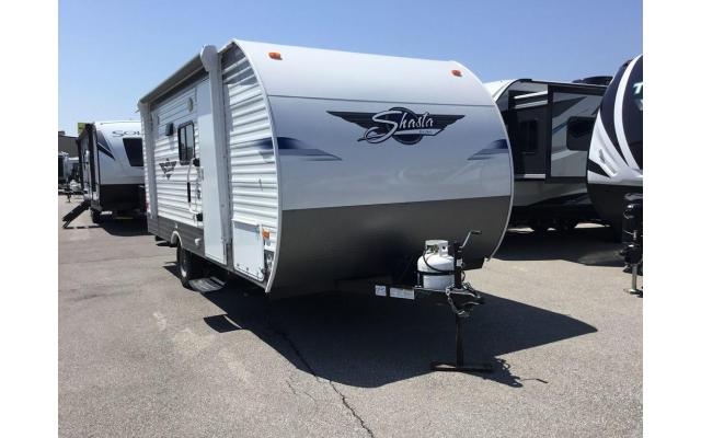 2021 Shasta Oasis 18BH Travel Trailer for Sale In West Des Monies, Iowa 50265