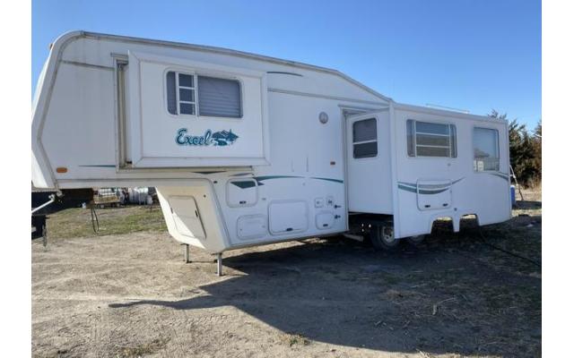 1999 Excel Fifth Wheel Travel Trailer For Sale in Portis, Kansas  67474