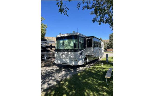 2006 Gulf Stream Crescendo 8356