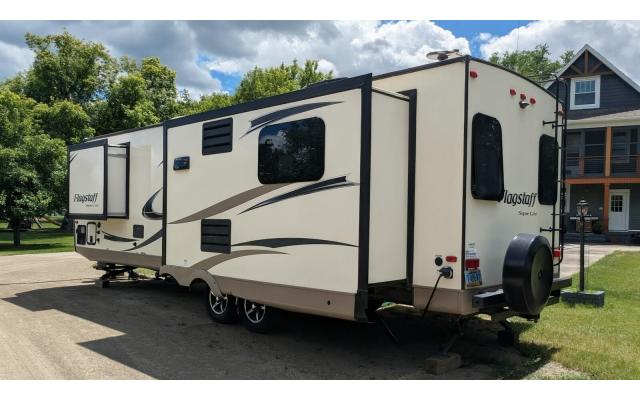 2017 Forest River Flagstaff 27RLWS Travel Trailer